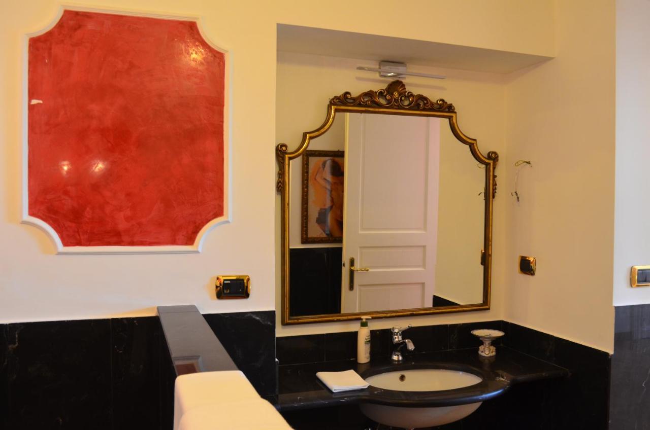 Elegante Appartamento Nel Centro Di Roma Luaran gambar